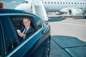 luxury car service for airport transportation